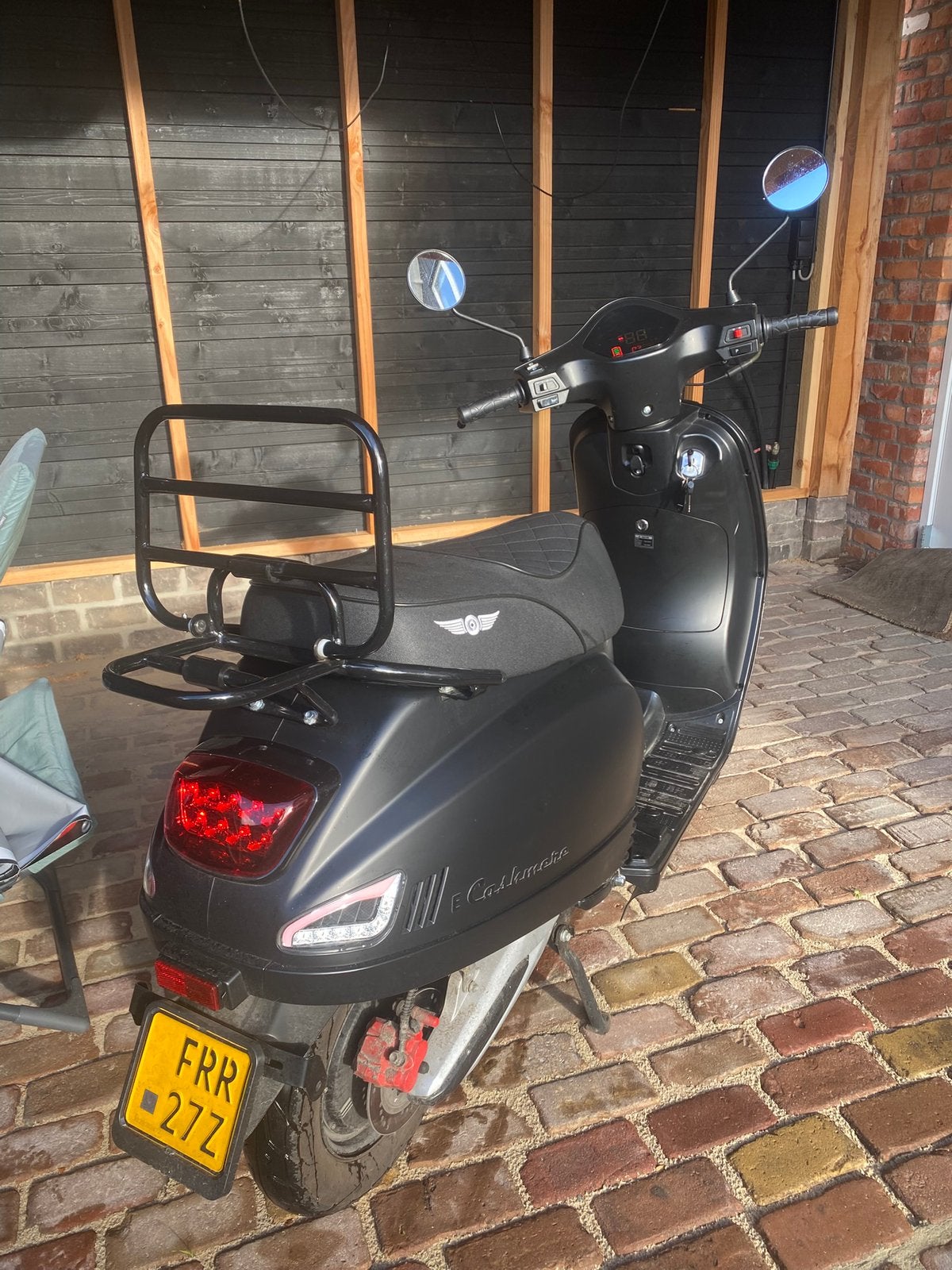 DJJD E-Cashmere elektrische scooter geel kenteken, Ophalen, Zo goed als nieuw, Elektrisch, Overige merken