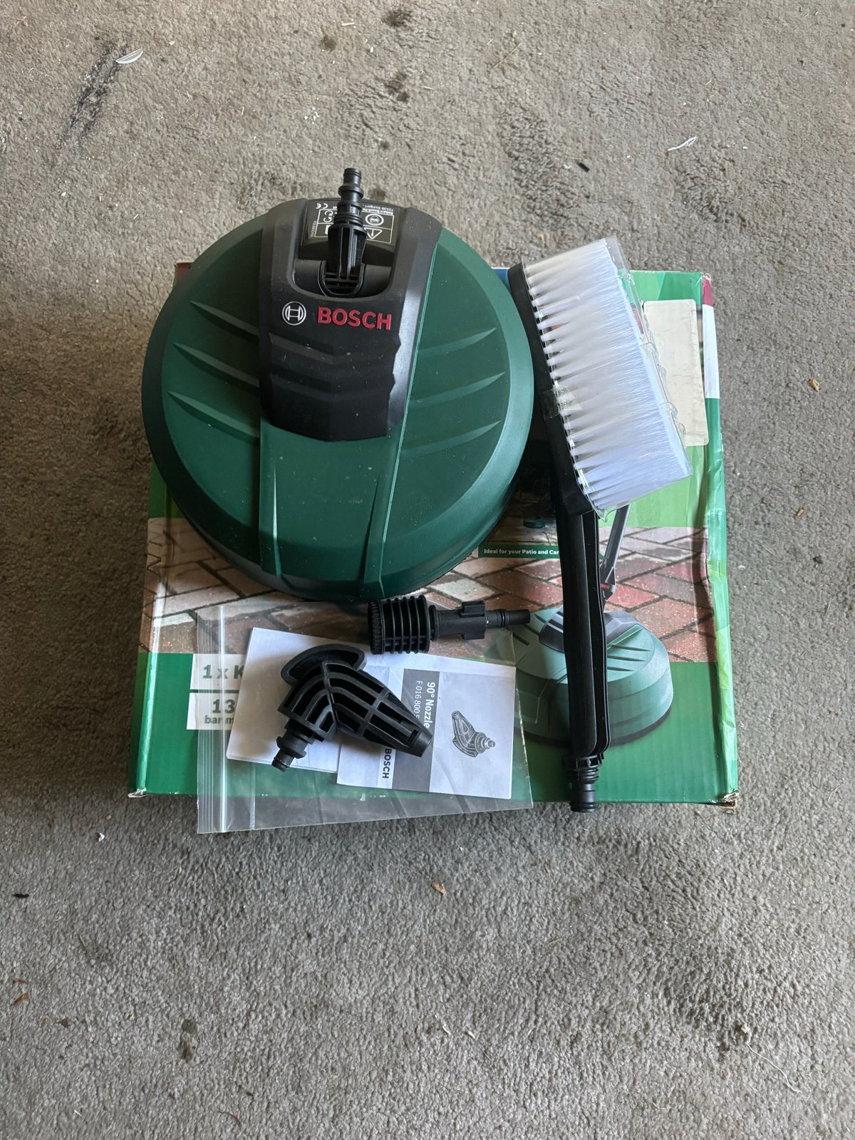Bosch Aquasurf 250 Terrasreiniger en Borstelset, Doe-het-zelf en Verbouw, Reinigingsmachines, Ophalen of Verzenden, Nieuw, Overige typen