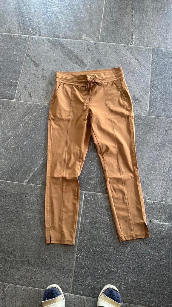 Zgan studio anneloes travelstof broek Camel Maat S, Maat 38/40 (M), Bruin, Ophalen of Verzenden, Zo goed als nieuw