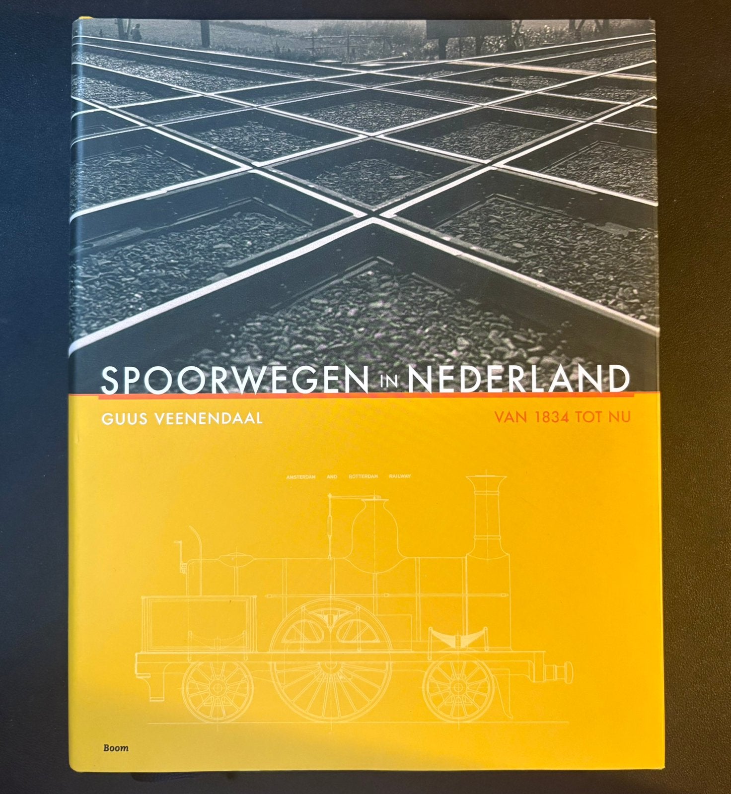 Spoorwegen in Nederland van 1834 tot nu (2004), Ophalen of Verzenden, Zo goed als nieuw, Trein, Boek of Tijdschrift
