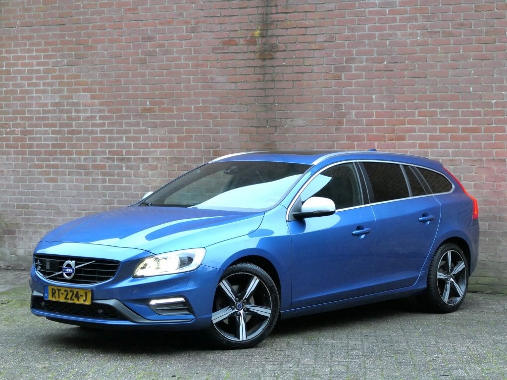 Volvo V60 2.0 T4 AUT Bus. Sport 12 MND garantie Schuifdak /, Auto's, 12 maanden, Gebruikt, Euro 6, Blauw