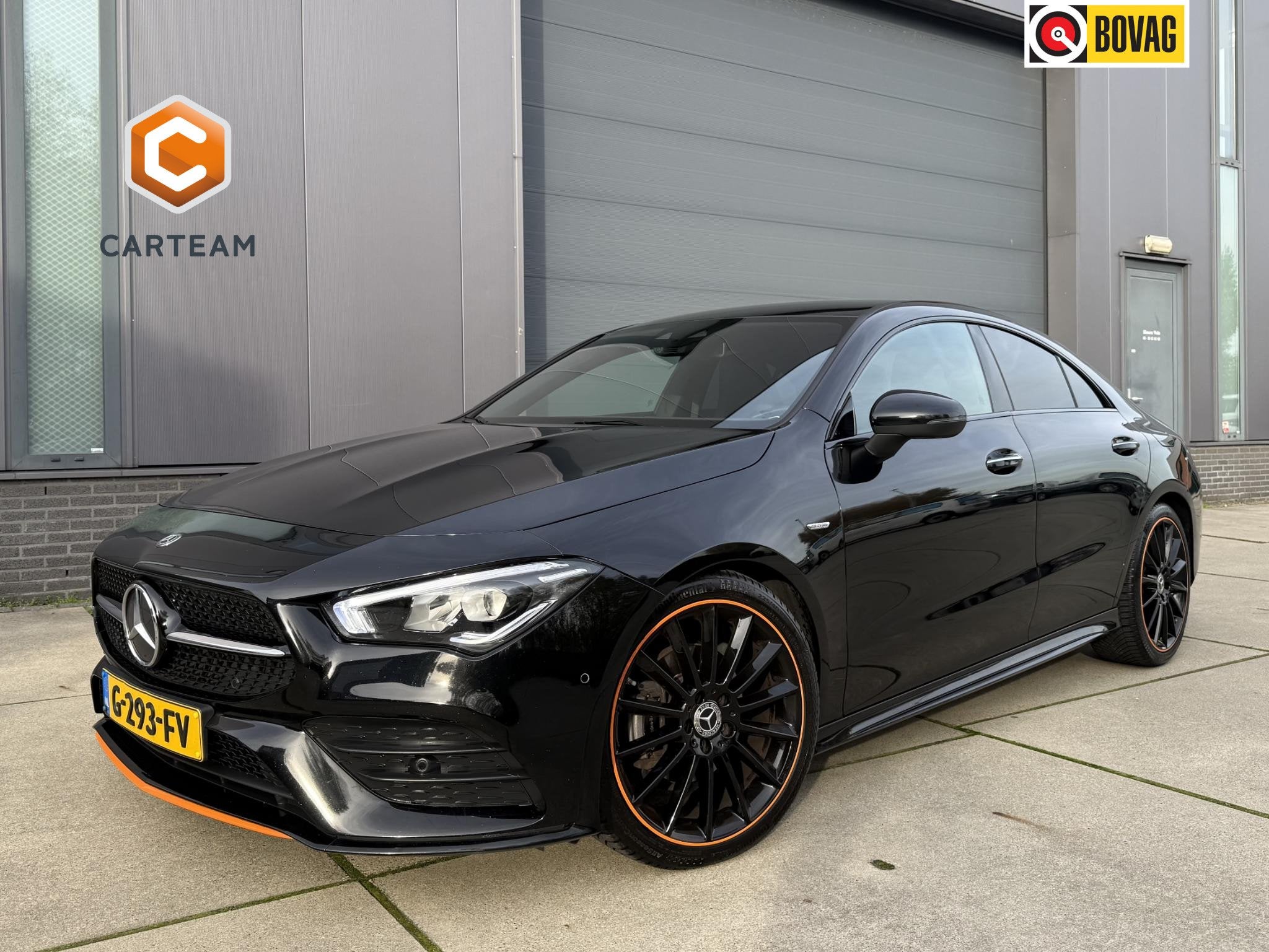Mercedes-Benz CLA-klasse 180 Premium Orange Art Premium Plus, Auto's, CLA, 136 pk, Gebruikt, Euro 6