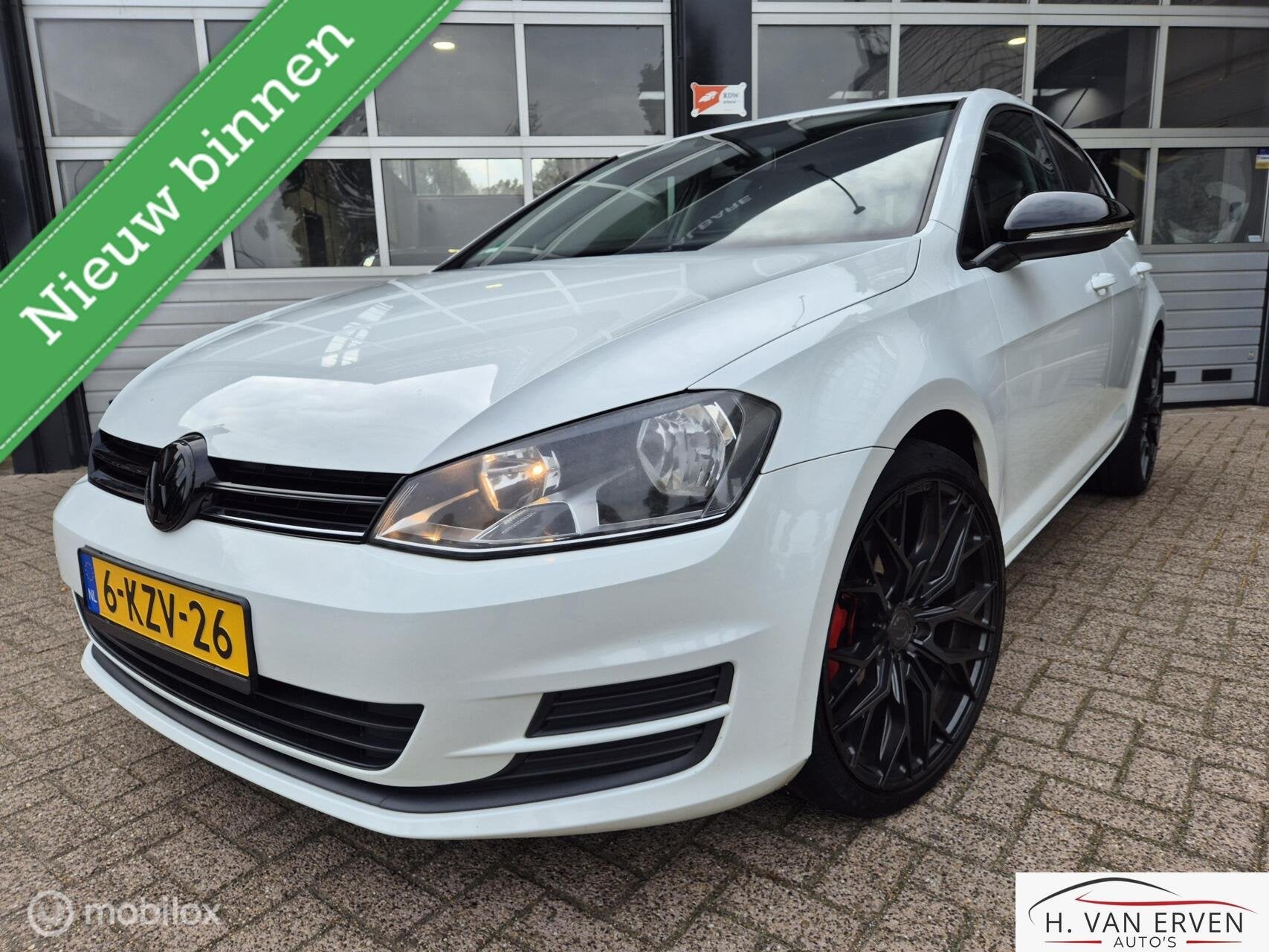 Volkswagen Golf 1.2 TSI Highline NAVI 19" AUTOMAAT, Euro 5, 4 cilinders, 620 kg, Origineel Nederlands