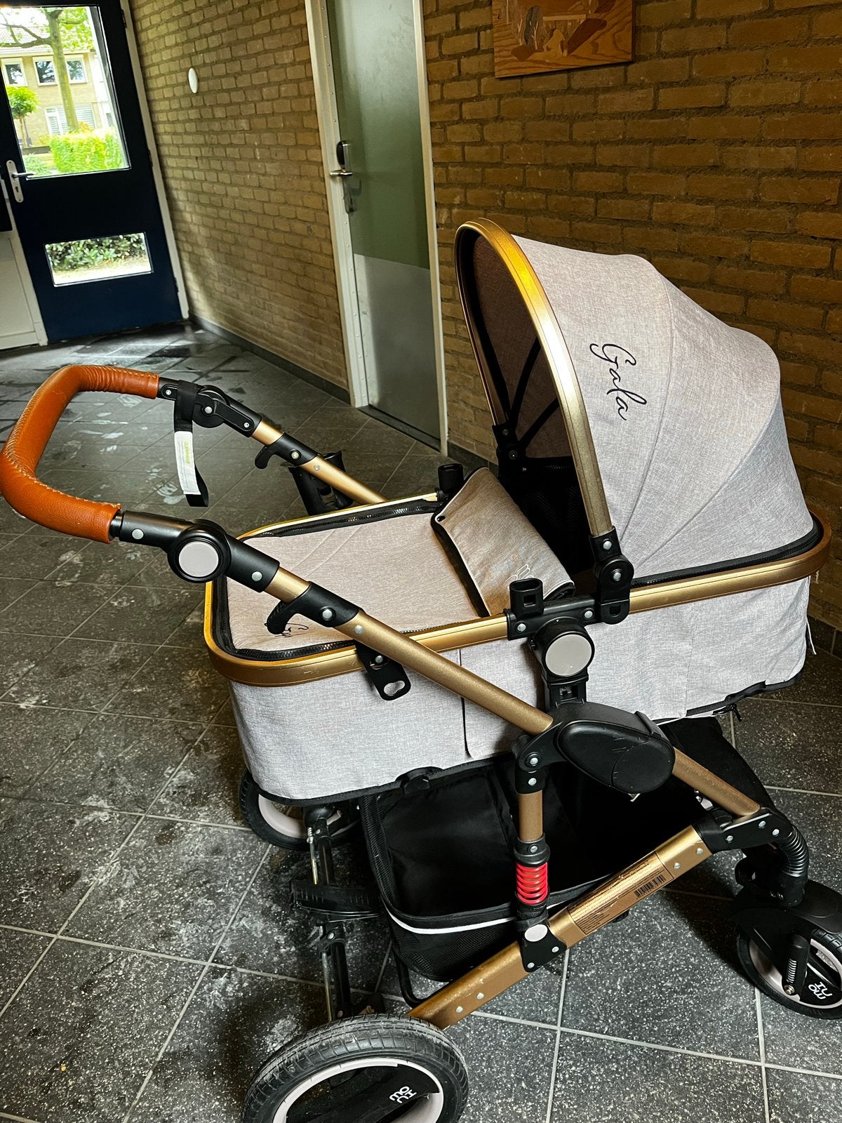 Gala Combiwagen met autostoeltje - Zo goed als nieuw, Kinderen en Baby's, Gebruikt, Combiwagen, Met autostoeltje, Ophalen