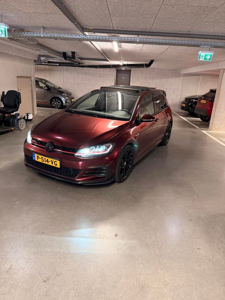 Volkswagen Golf 2.0 TSI 245pk 7-DSG 2019 Rood, Auto's, Stof, Zwart, 4 cilinders, 1984 cc