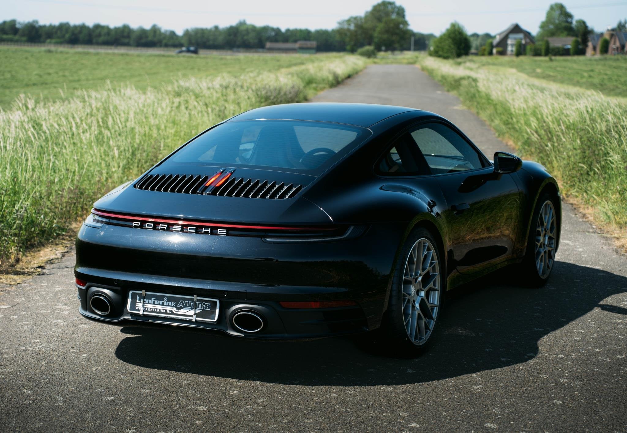 Porsche 911 3.0 Carrera 4 Sportuitlaat - Apple Carplay - And, Auto's, Gebruikt, 4 stoelen, Vierwielaandrijving, 1570 kg