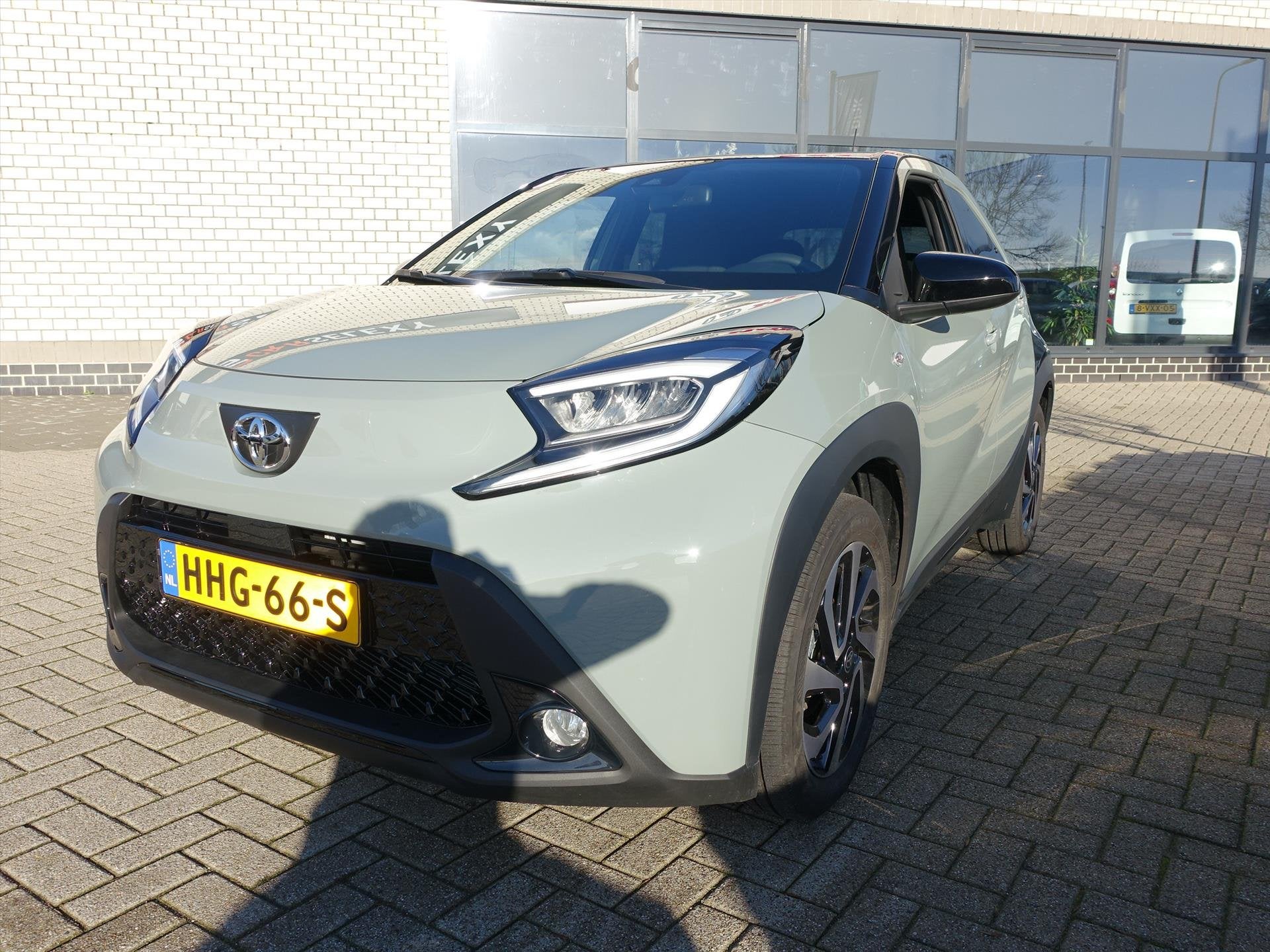 TOYOTA Aygo X 1.0 VVT-i MT 72pk Pulse Bi-Tone, Auto's, 21 km/l, Stof, Gebruikt, 4 stoelen