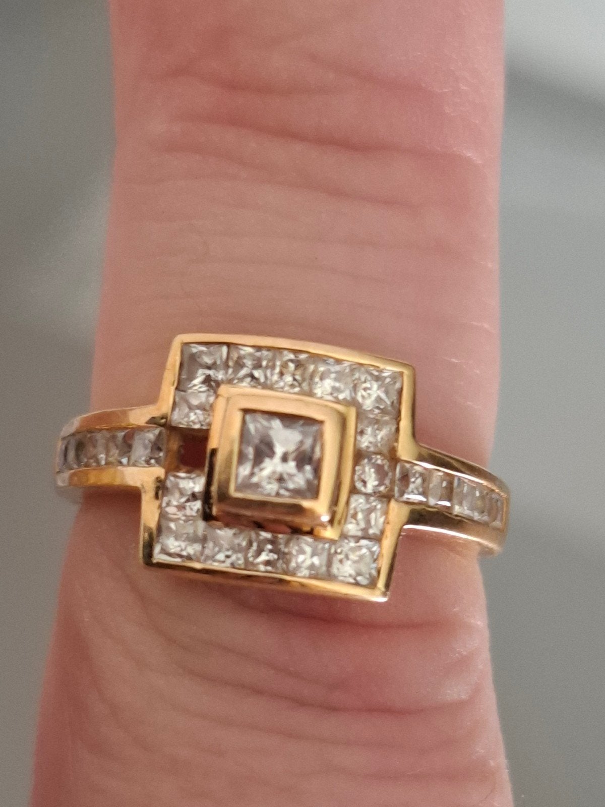 gouden ring 18 karaat, 18 tot 19, Verzenden, Zo goed als nieuw, Dame