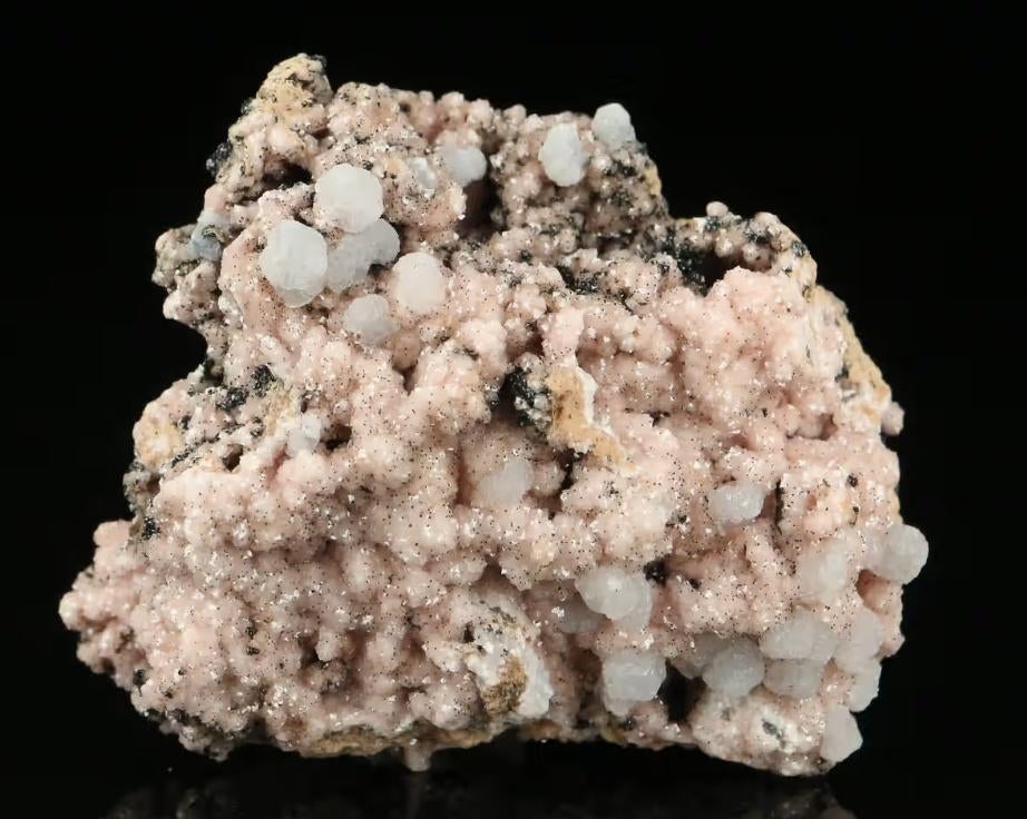 RHODOCHROSIET + CALCIET UV + MANGANIIET , VERKOCHT !., Ophalen of Verzenden, Mineraal