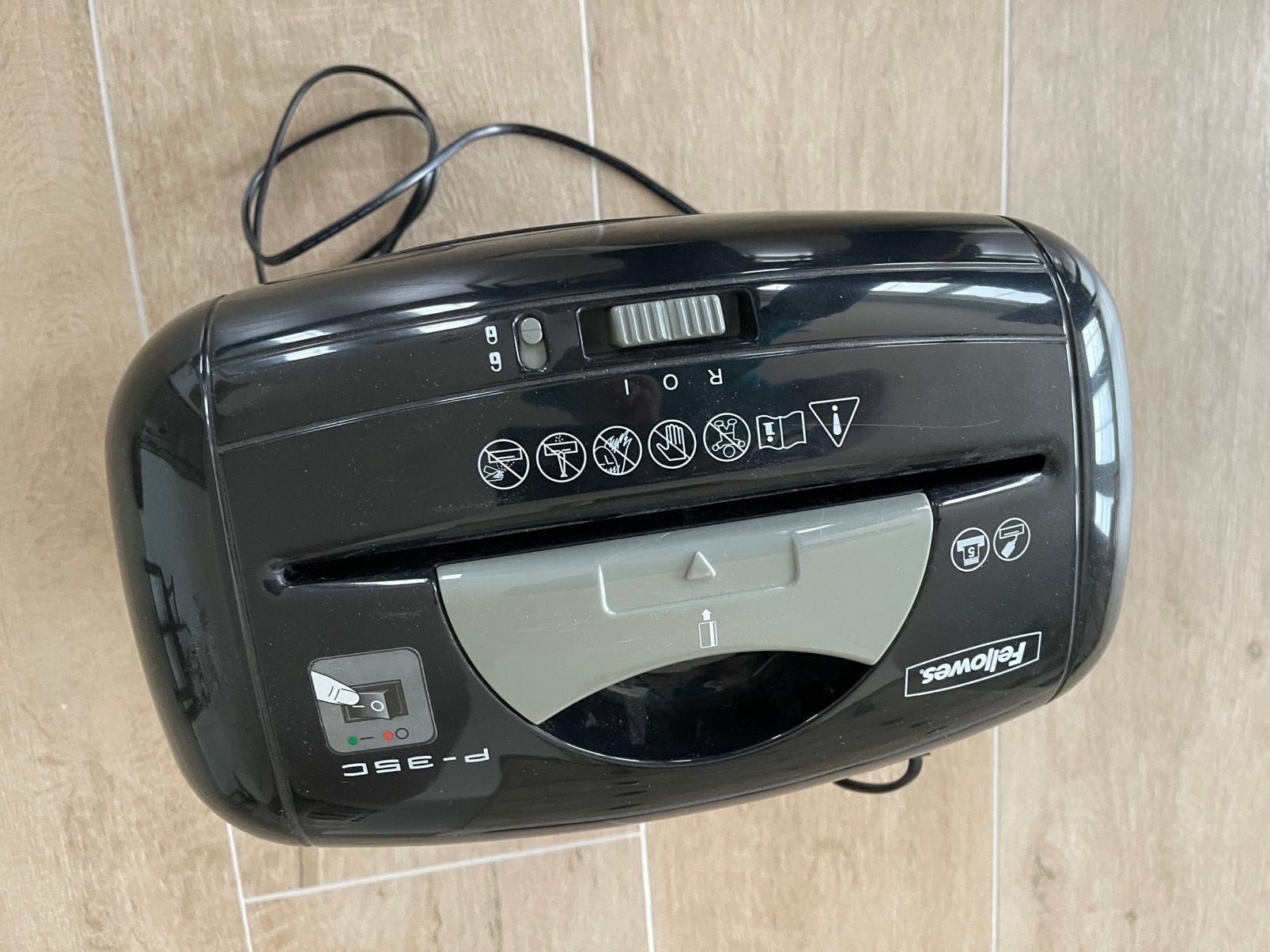 Fellowes papierversnipperaar **zgan**, Ophalen, Zo goed als nieuw