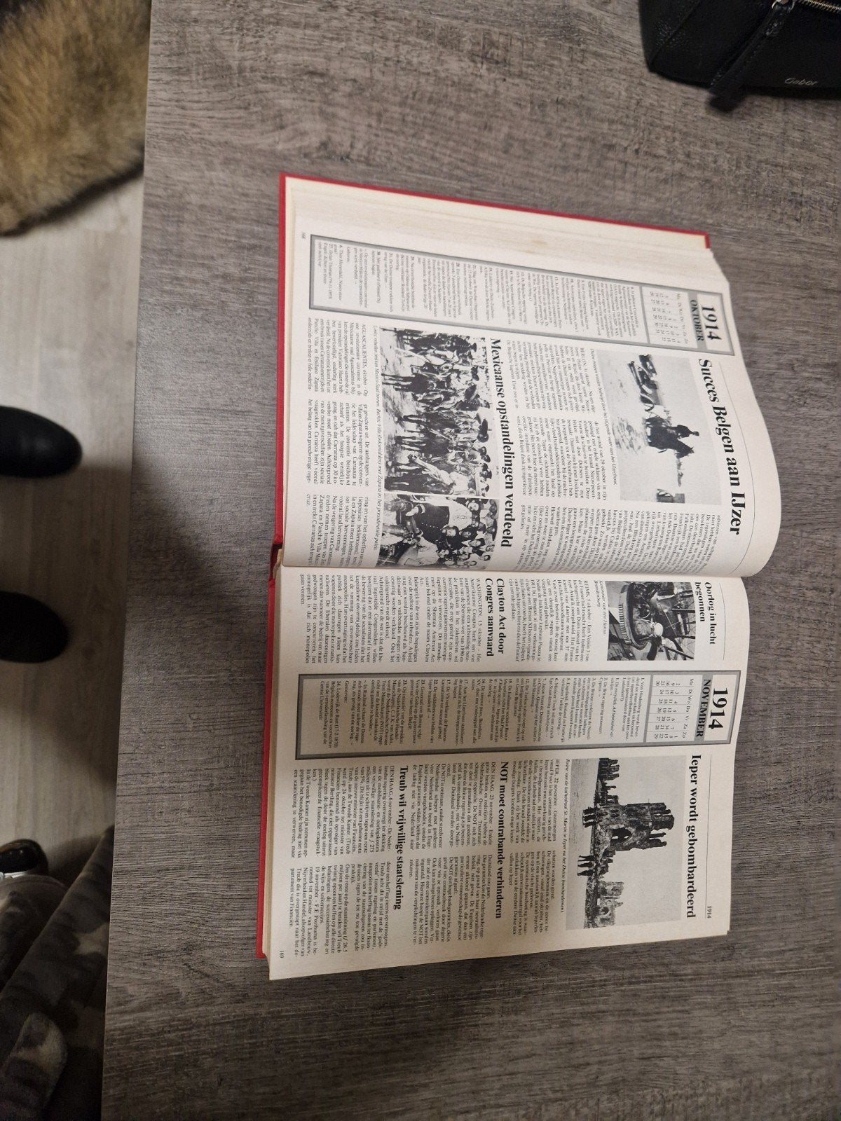 Kroniek van de 20e eeuw - Elsevier, Boeken, Ophalen of Verzenden, 20e eeuw of later, Gelezen