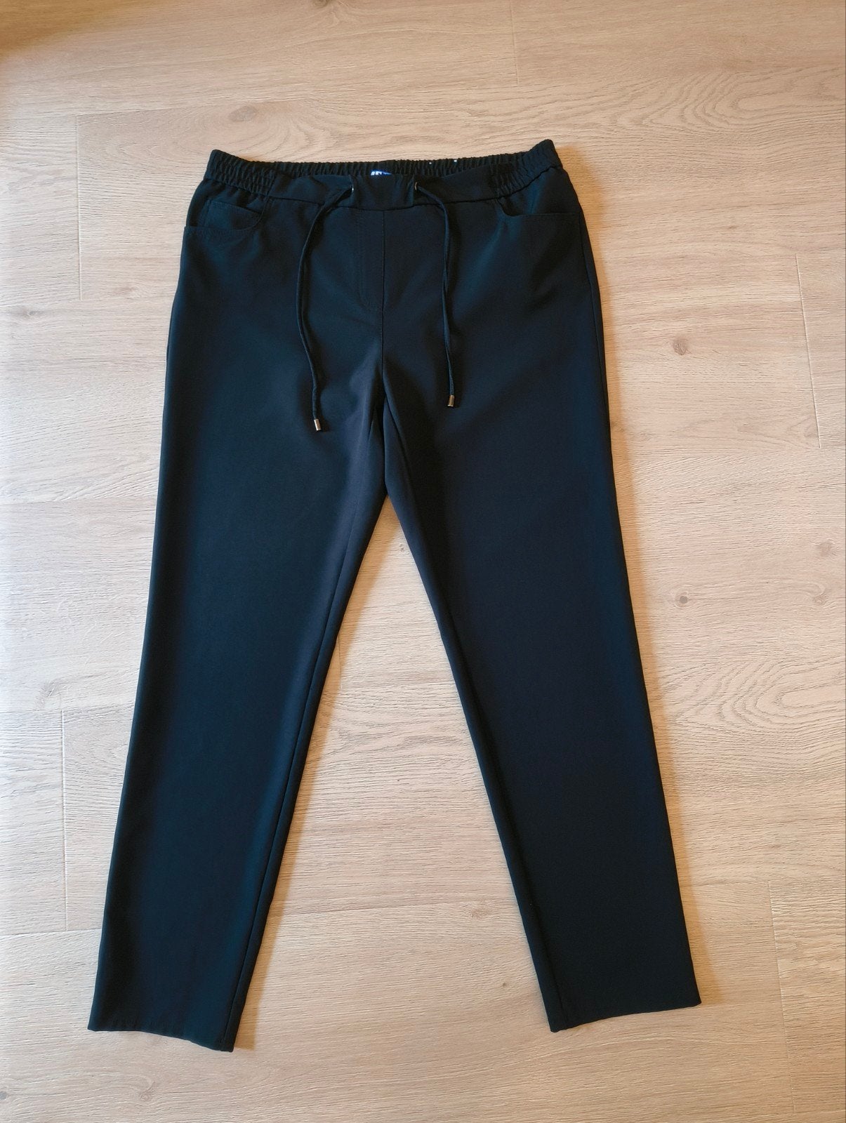 Frank Walder Brenda slim fit pantalon (44), Zwart, Maat 42/44 (L), Ophalen of Verzenden, Zo goed als nieuw
