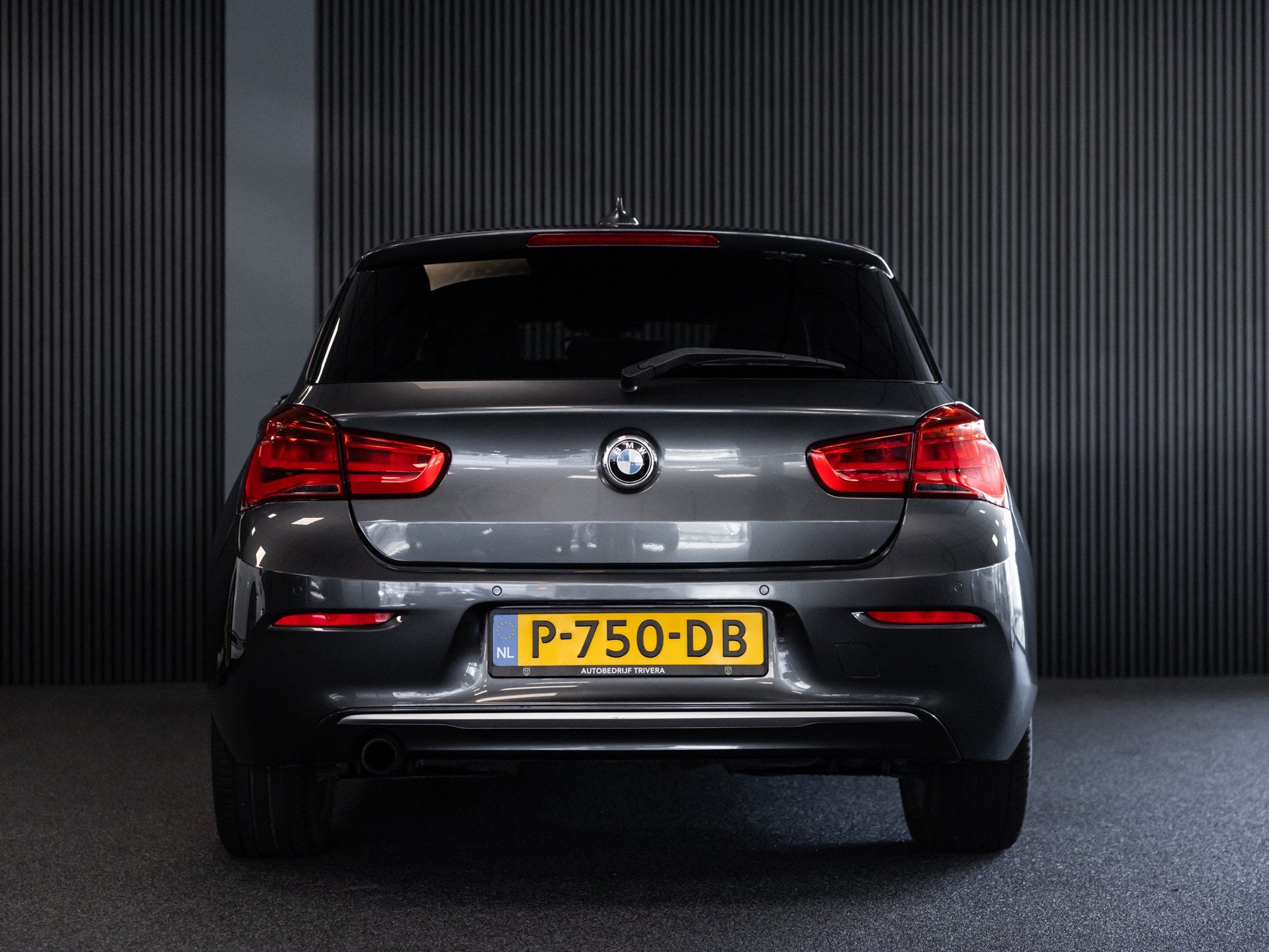 BMW 1-serie 118i Sport l AUT.l CAM.l NAV l XENON l CLIMA l D, Auto's, BMW, Automatische klimaatregeling, Gebruikt, 4 cilinders