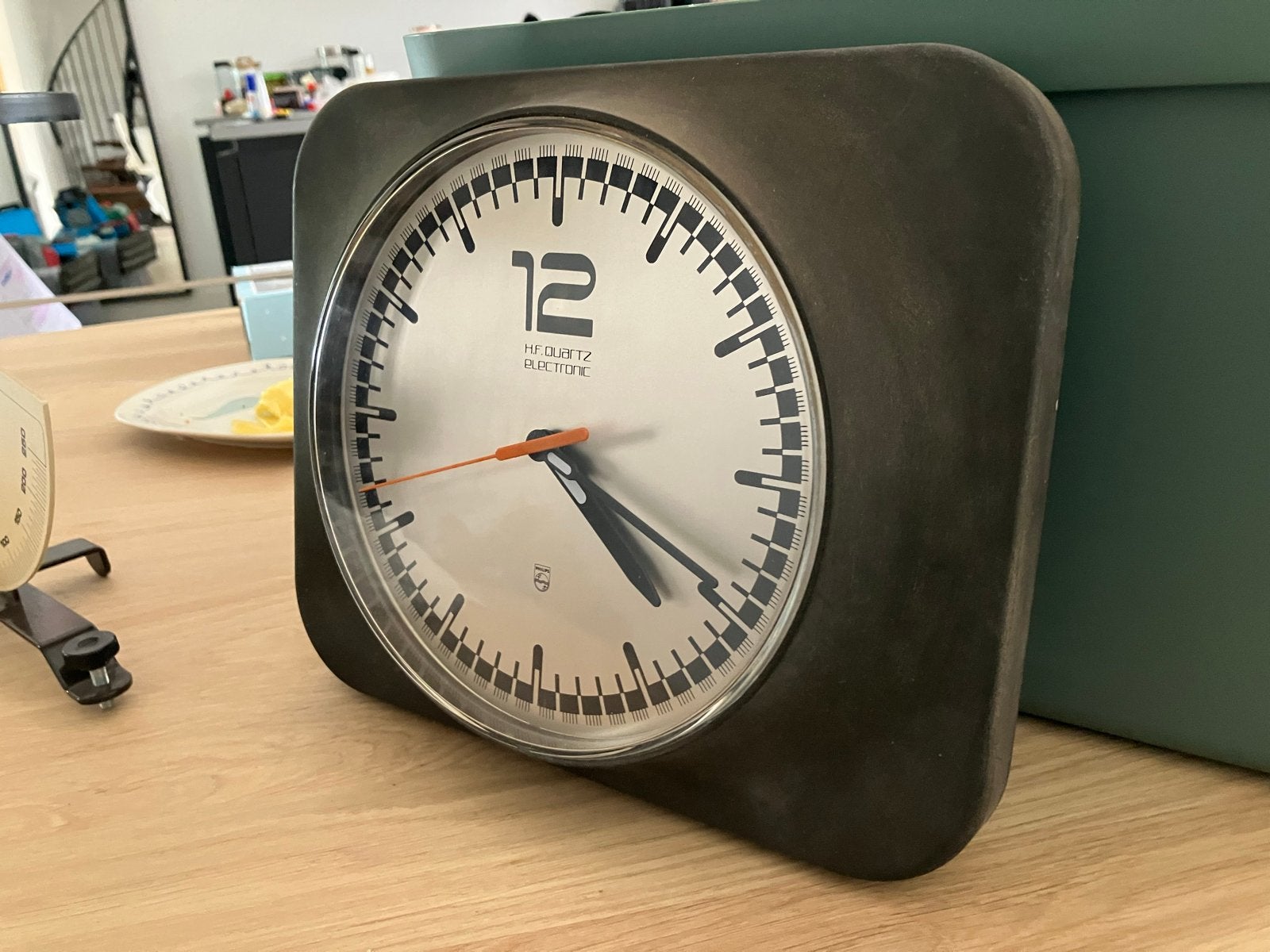 Philips HR 5576 Space Age Wandklok, Ophalen of Verzenden