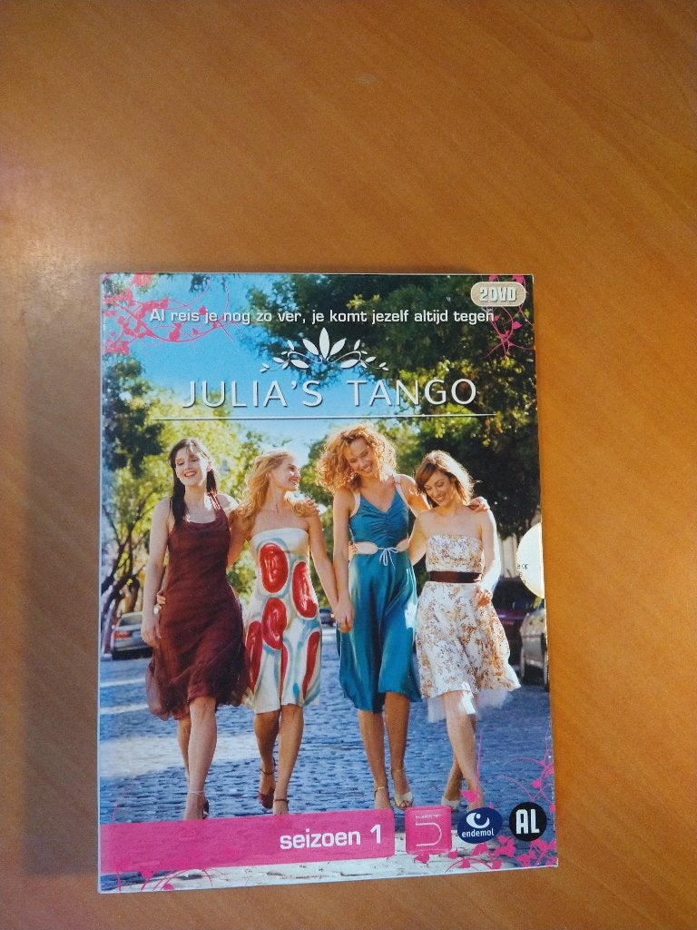 2-DVD Julia's Tango. Seizoen 1, Alle leeftijden, Romantische komedie, Zo goed als nieuw, Ophalen of Verzenden