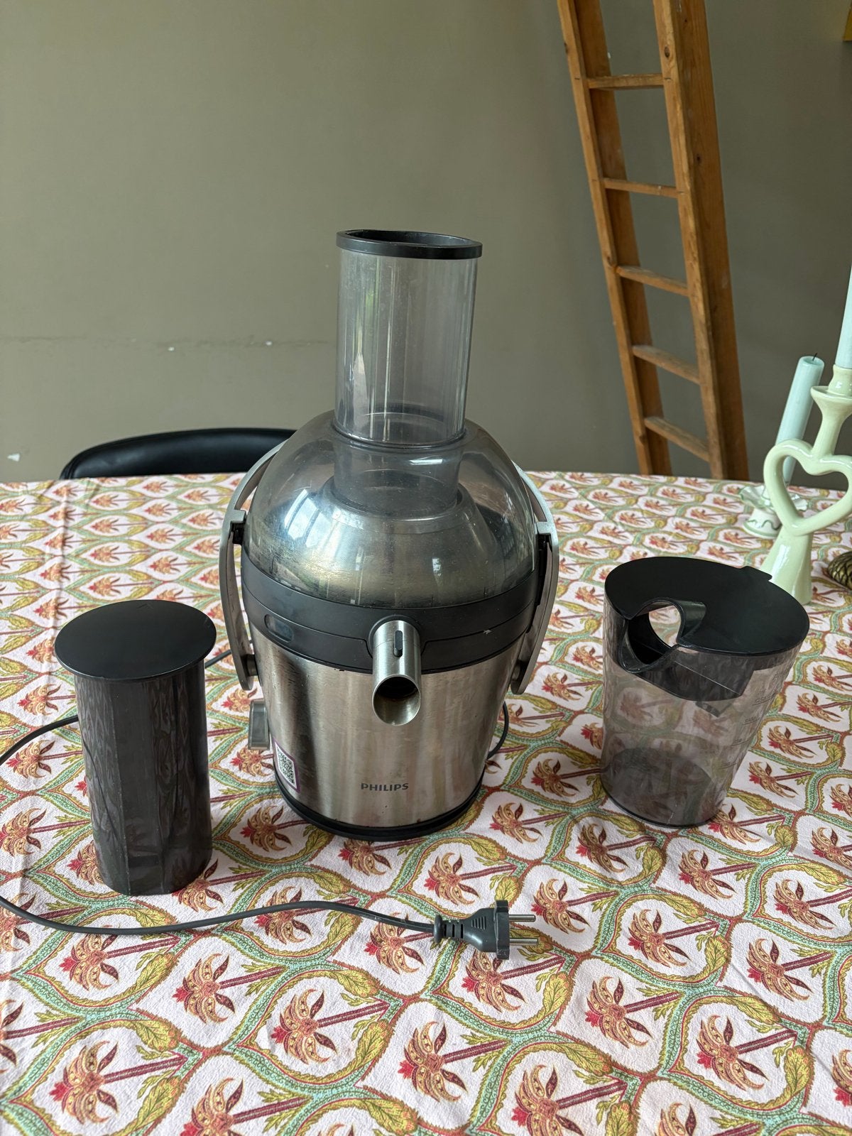 Philips Slowjuicer - Gebruikt maar compleet, Witgoed en Apparatuur, Ophalen, Gebruikt, Elektrisch, Slowjuicer