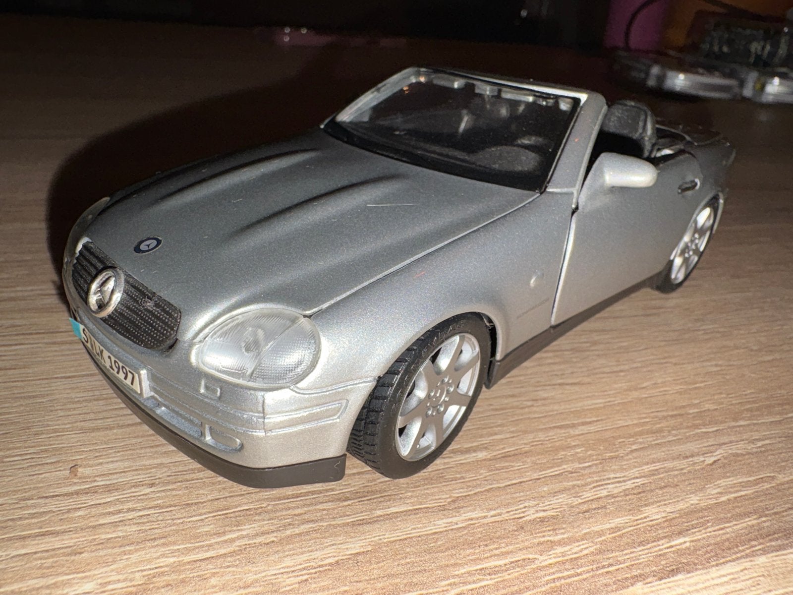 Mercedes Benz SLK 230 Maisto 1/24 Diecast Modelauto, Ophalen of Verzenden, Gebruikt, Auto, Overige merken