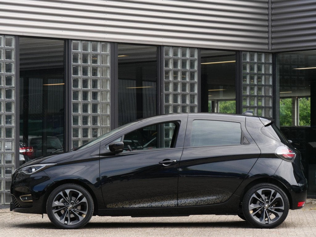 Renault ZOE R135 52kWh ICONIC/ KOOPACCU/ CAMERA/ BLIND SPOT/, 136 pk, Gebruikt, Zwart, Origineel Nederlands