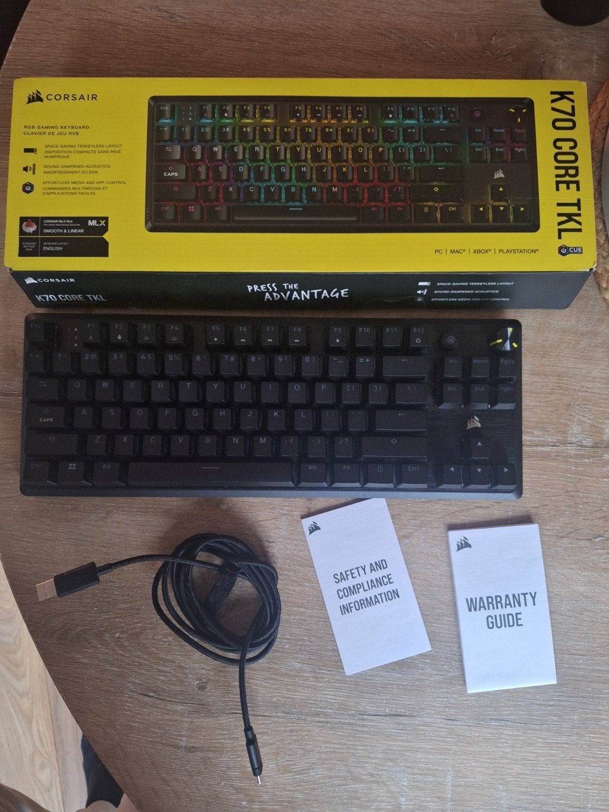 Corsair K70 Core TKL RGB Gaming Toetsenbord, Computers en Software, Support@corsair.com, CORSAIR MEMORY, INC., Ophalen of Verzenden