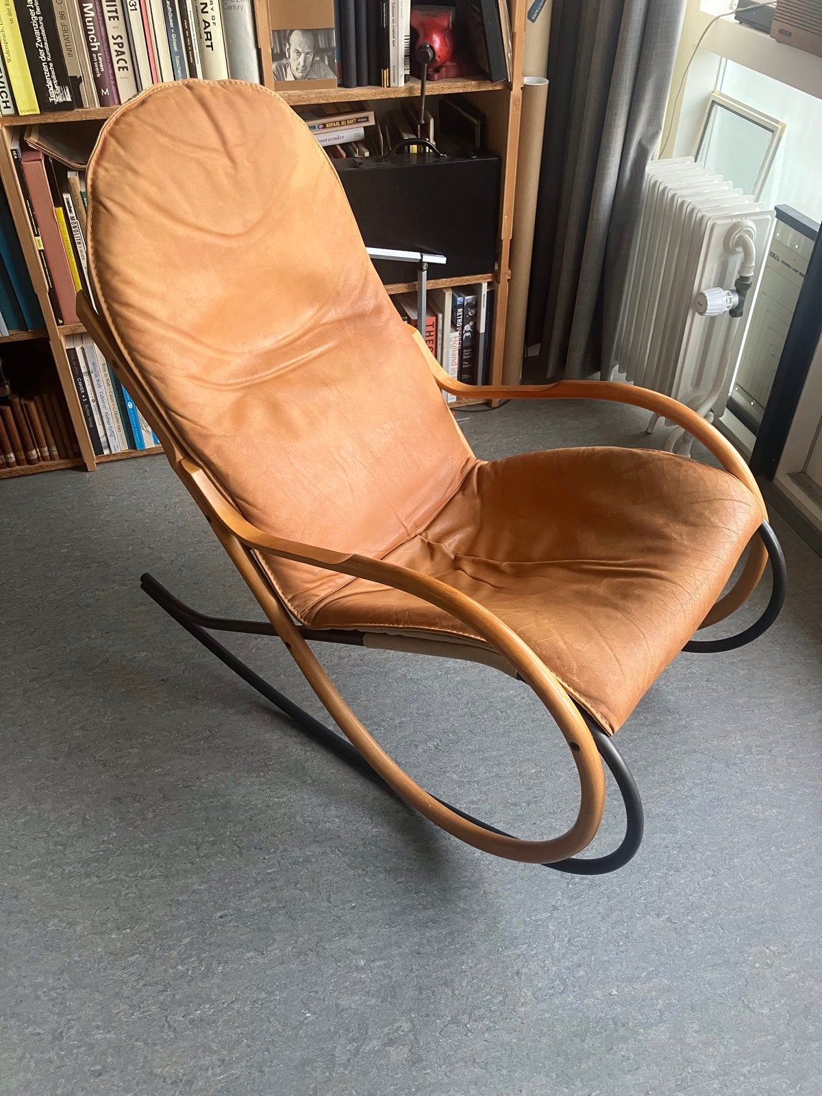 Nona schommelstoel, Paul Tuttle, 1972, Strässle, Ophalen, Overige materialen, Gebruikt, Bruin