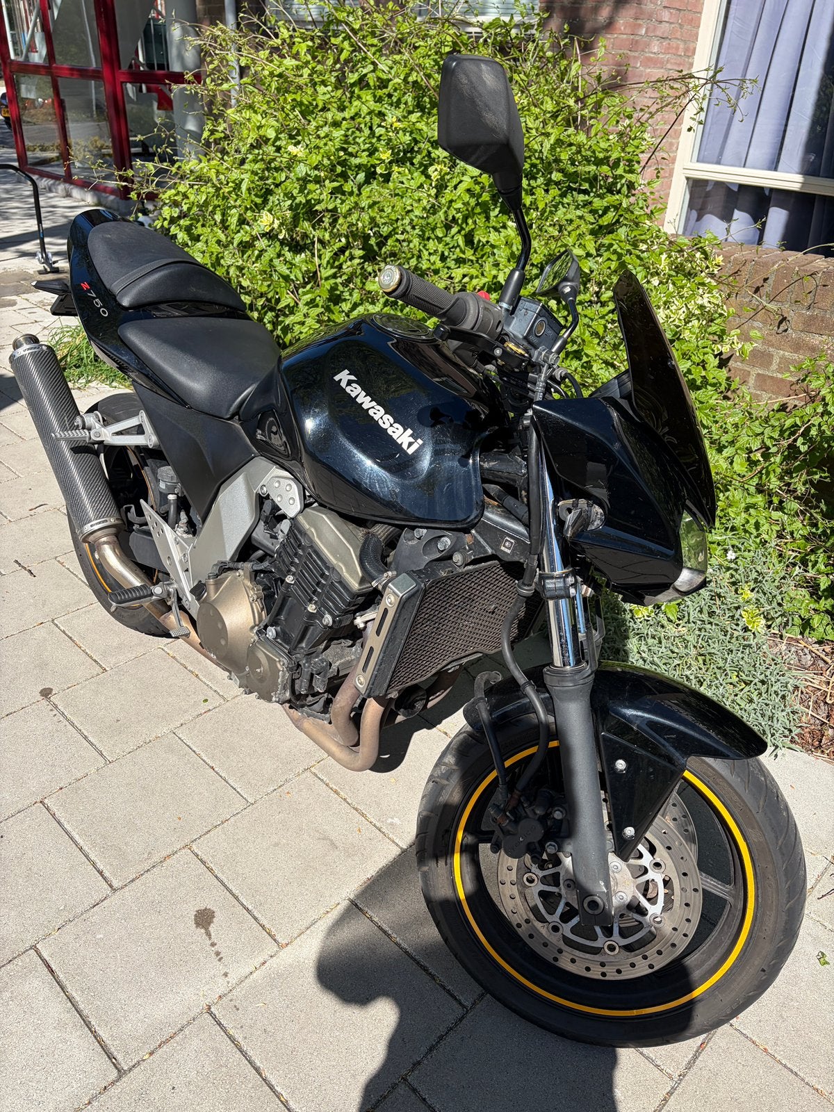 Kawasaki Z750, Ophalen, Gebruikt
