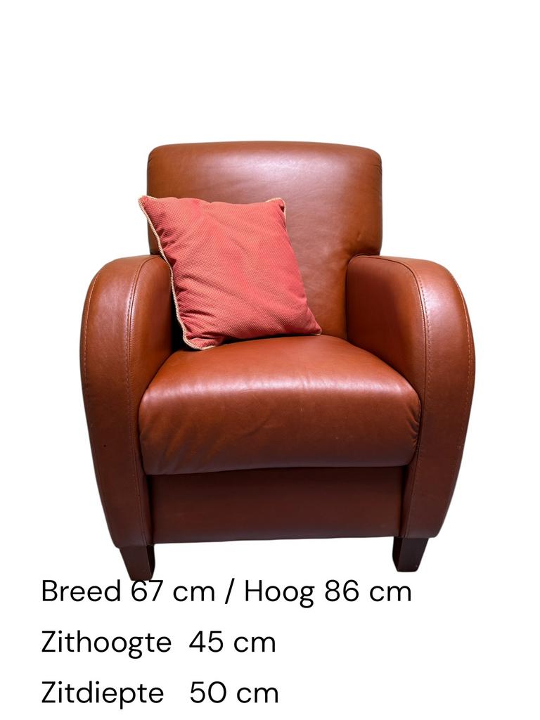 Fauteuil in bruin en in brique kleur - 67 cm breed z.g.a.n !, Ophalen, Leer, Zo goed als nieuw, 50 tot 75 cm