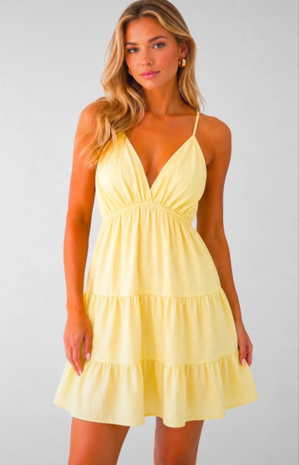 Zomerse mini-jurk met ruches en V-hals, Kleding | Dames, Jurken, Geel, Maat 46/48 (XL) of groter, Ophalen of Verzenden, Zo goed als nieuw