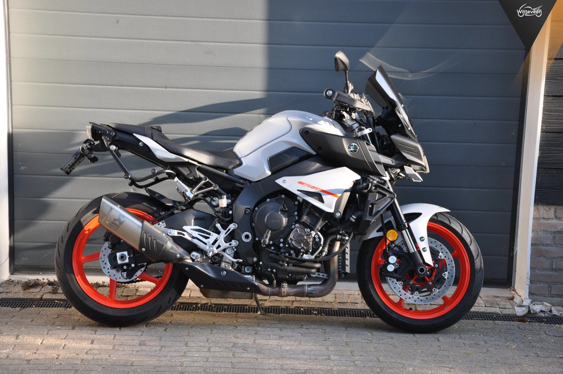 Yamaha MT-10 ABS Akrapovic, koffers, windscherm, Motoren, Motoren | Yamaha, Bedrijf, Meer dan 35 kW, 998 cc, Traction Control