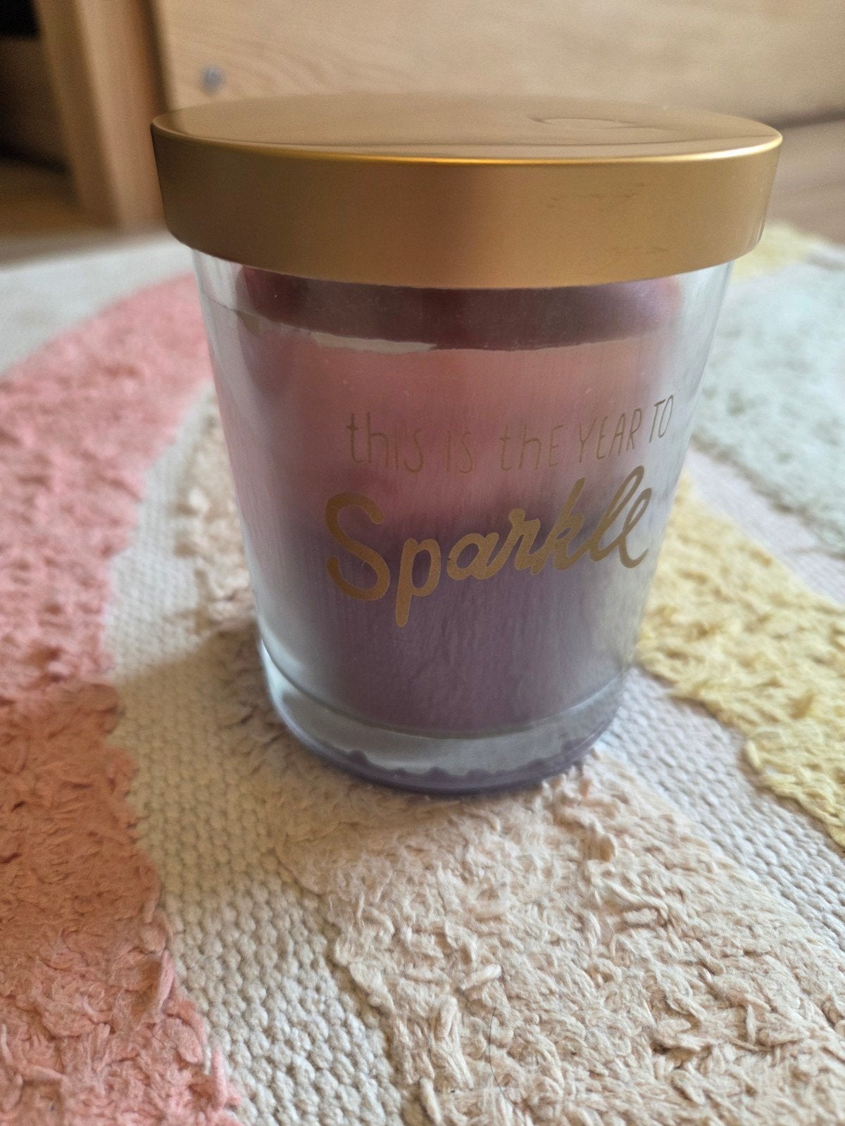 Kaars in glas Hema paars roze "This is the year to Sparkle", Paars, Ophalen of Verzenden, Zo goed als nieuw, HEMA
