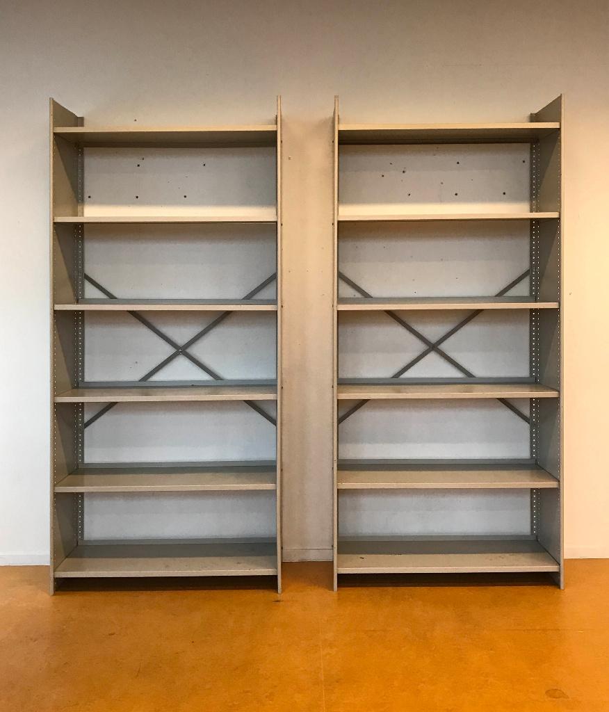 Vintage metalen Ahrend stellingkasten lichtgrijs, Huis en Inrichting, Kasten | Stellingkasten, Ophalen, Gebruikt