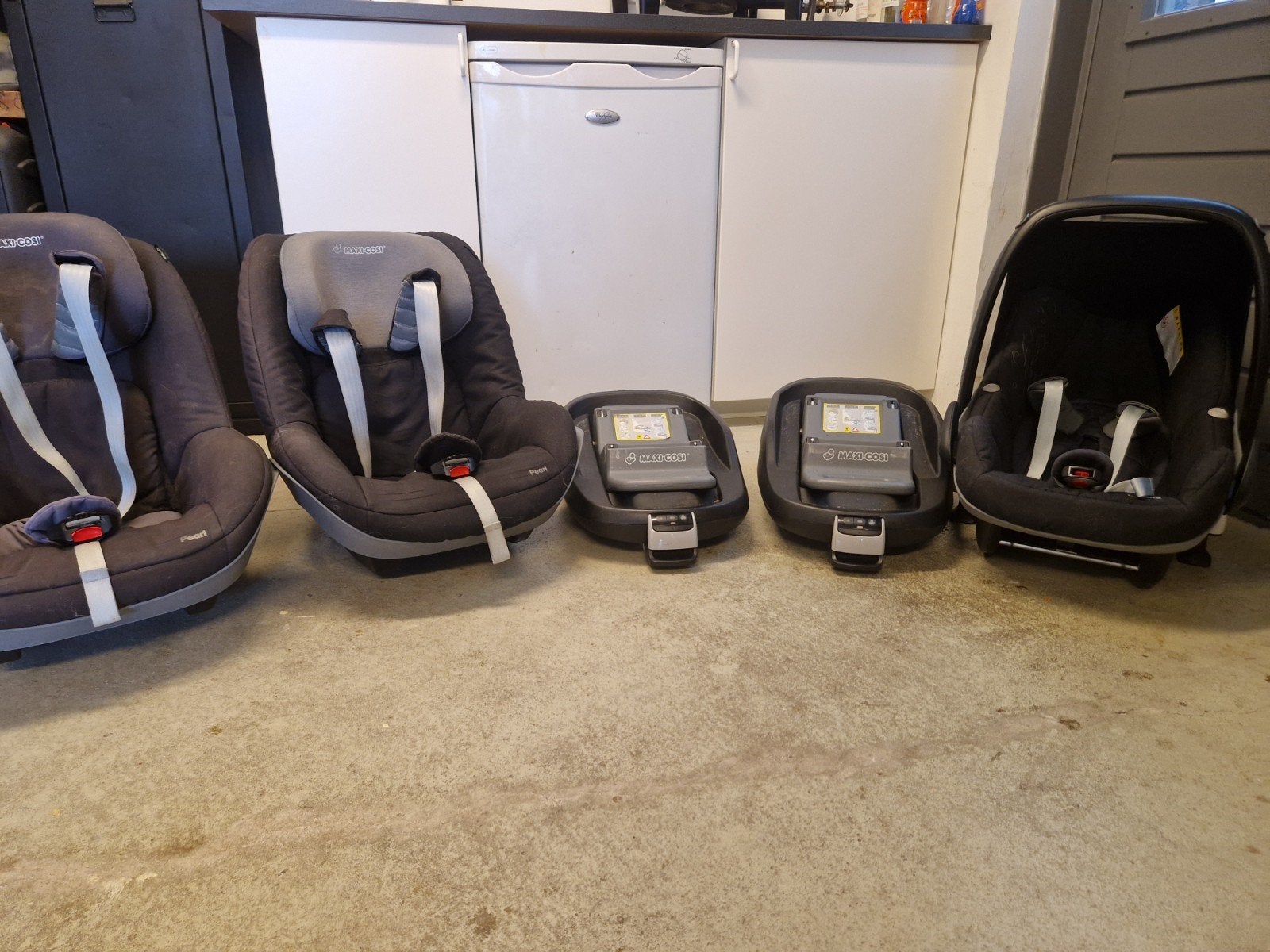 Maxi-Cosi Pearl autostoelen met FamilyFix bases, Kinderen en Baby's, Autostoeltjes, Ophalen, Gebruikt, 9 t/m 18 kg, Isofix