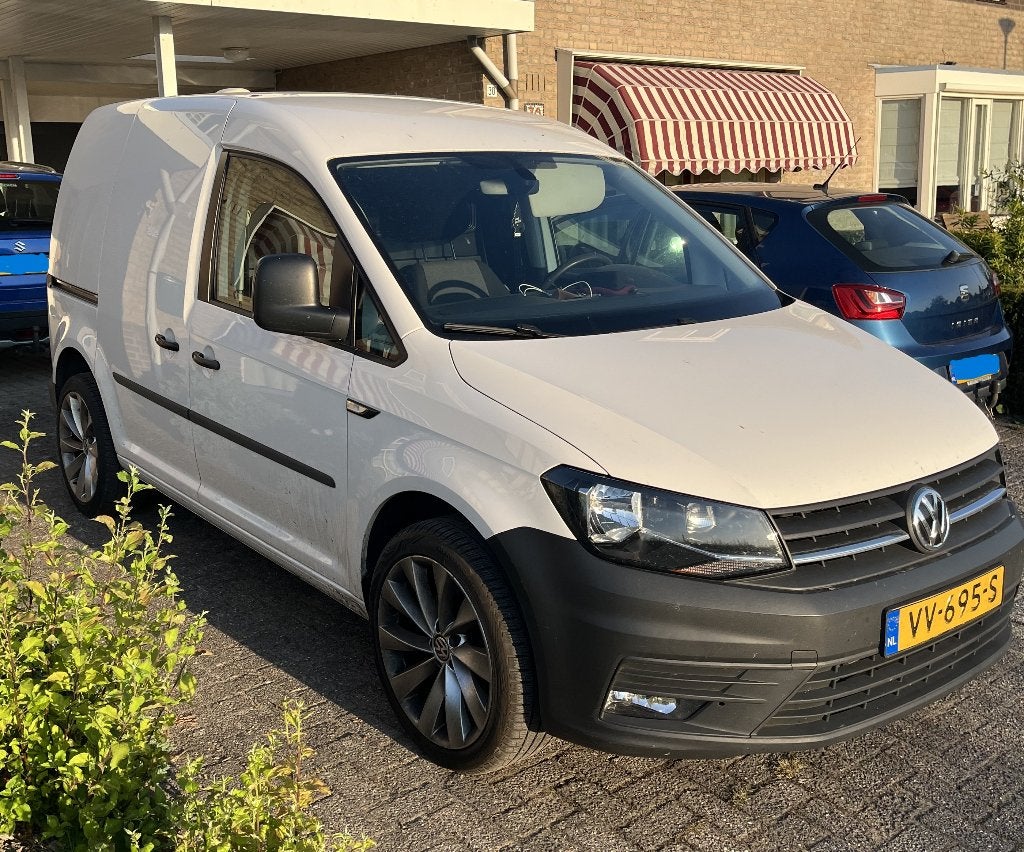 Volkswagen Caddy 2.0 TDI 75KW 2016, Voorwielaandrijving, Stof, 1402 kg, Zwart