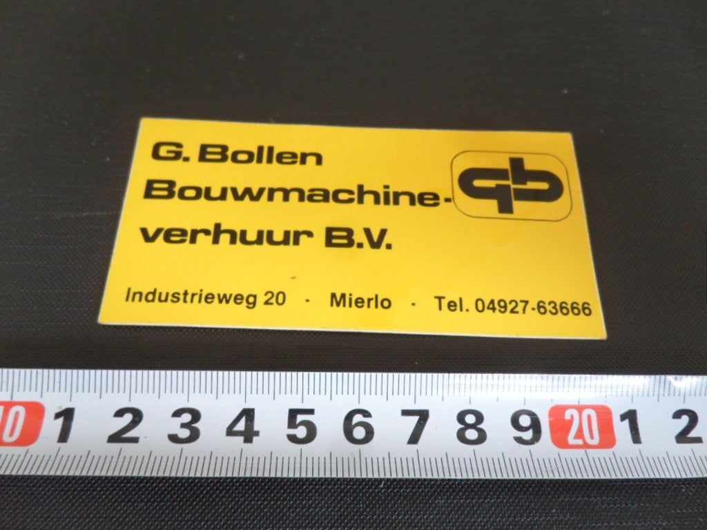sticker mierlo g bollen bouwmachine-verhuur industrieweg 20, Ophalen, Zo goed als nieuw