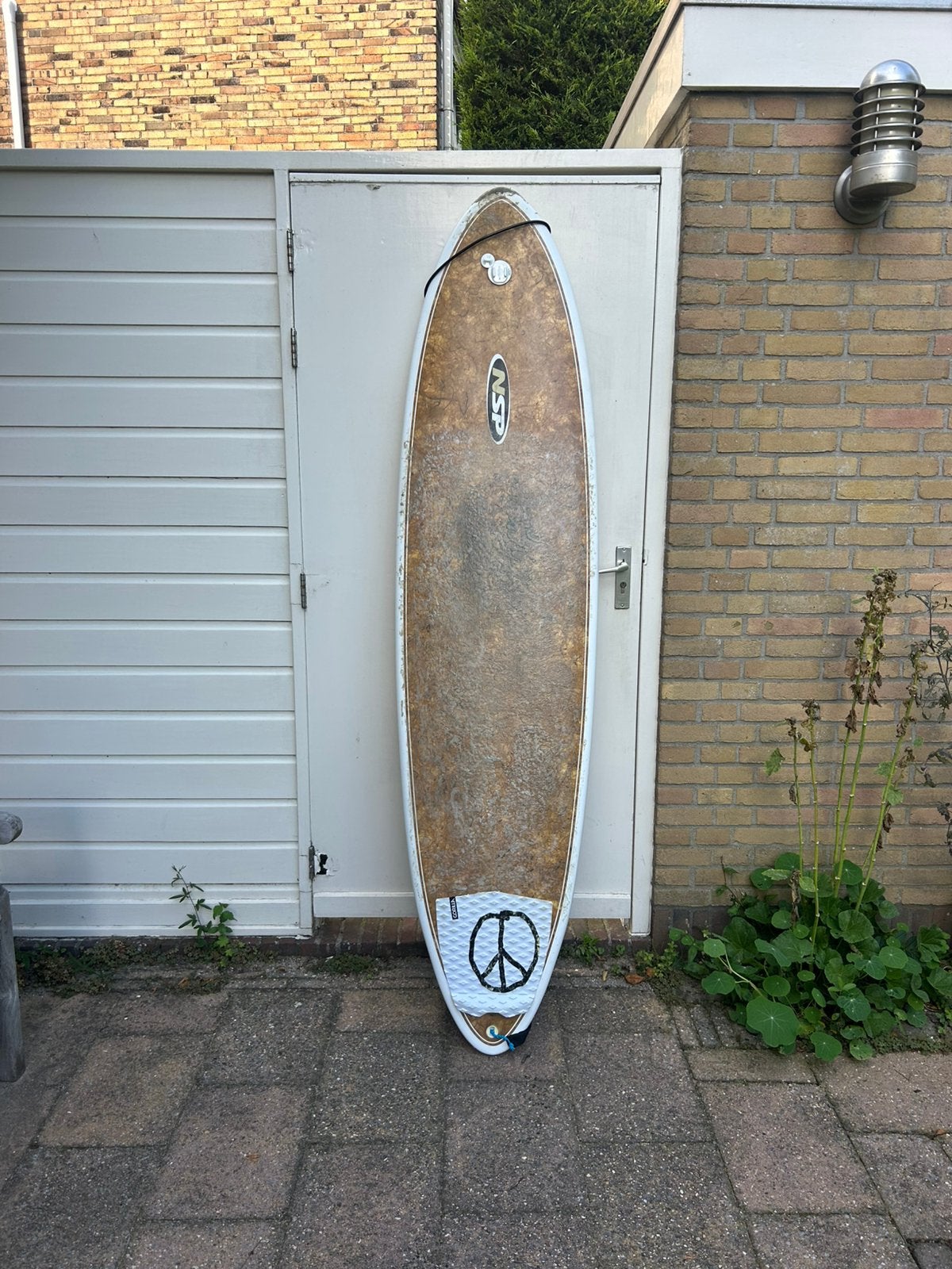 NSP Coco Mat 7’5 surfplank – compleet met tas, leash en fins, Ophalen, Zo goed als nieuw