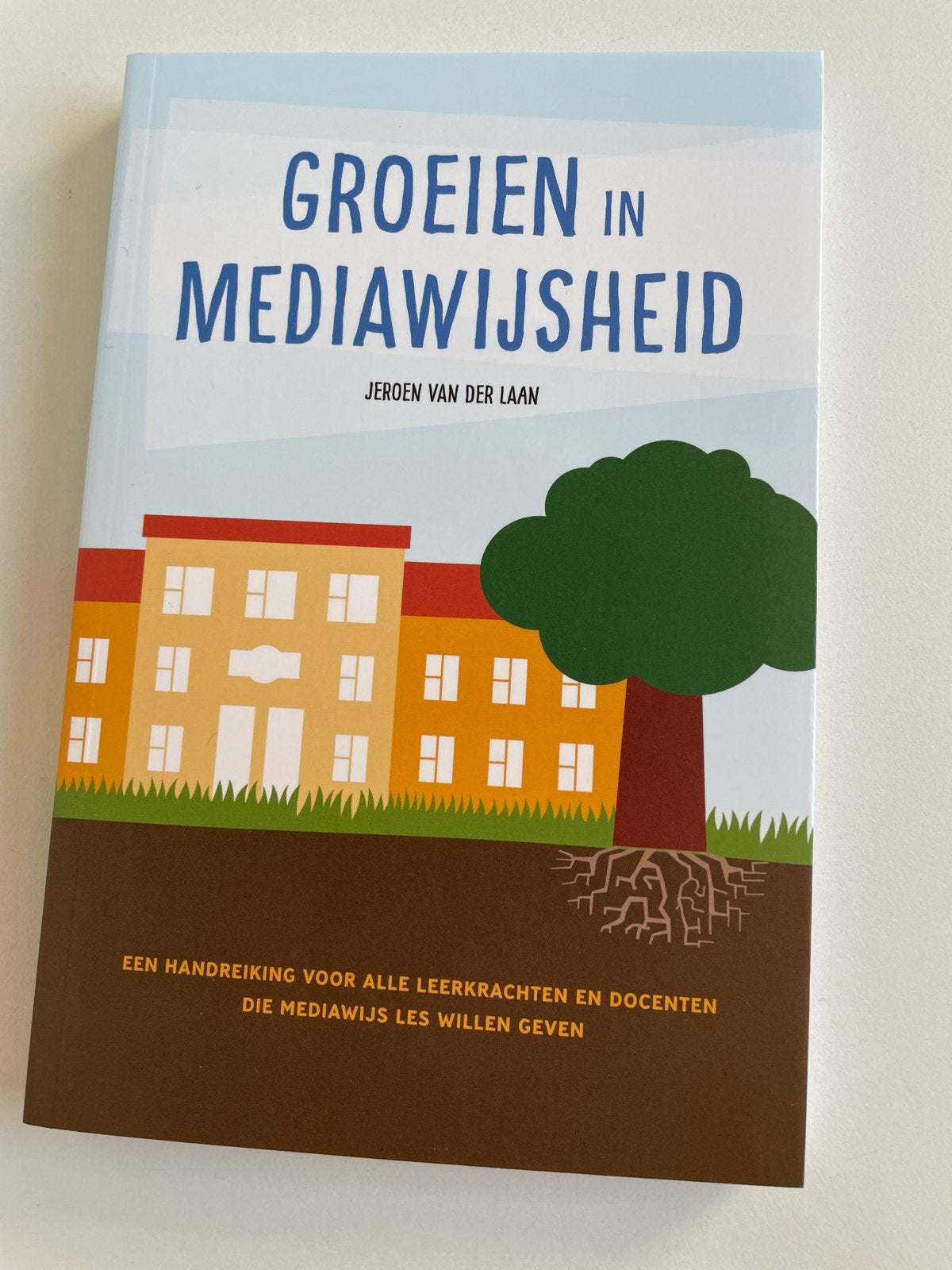 Groeien in Mediawijsheid - Handreiking voor docenten, Computers en Software, Ophalen of Verzenden, Zo goed als nieuw, Overige typen