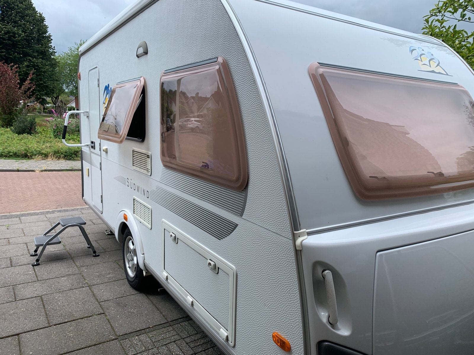 Knaus Sudwind 420qd gold edition, Vast bed, Rondzit, Airco, Particulier