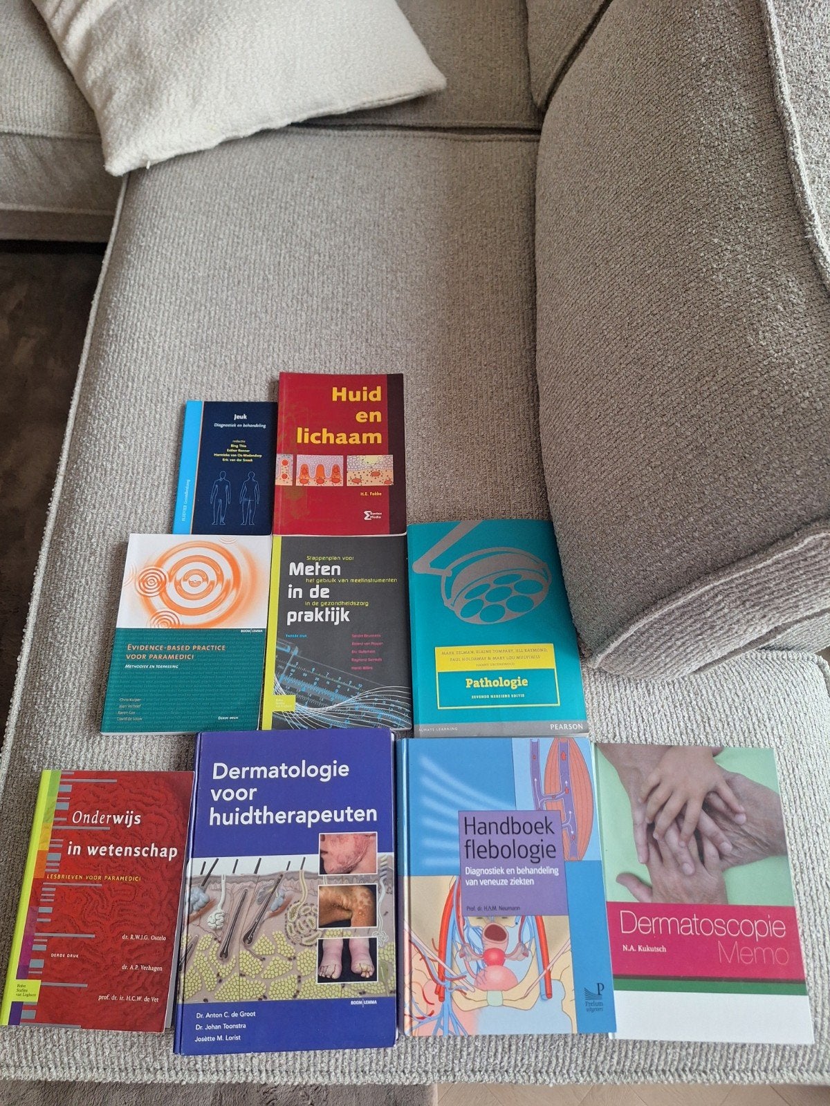 Medische studieboeken: Pathologie, Dermatologie, Flebologie, Boeken, Diverse auteurs, Zo goed als nieuw, Beta, HBO