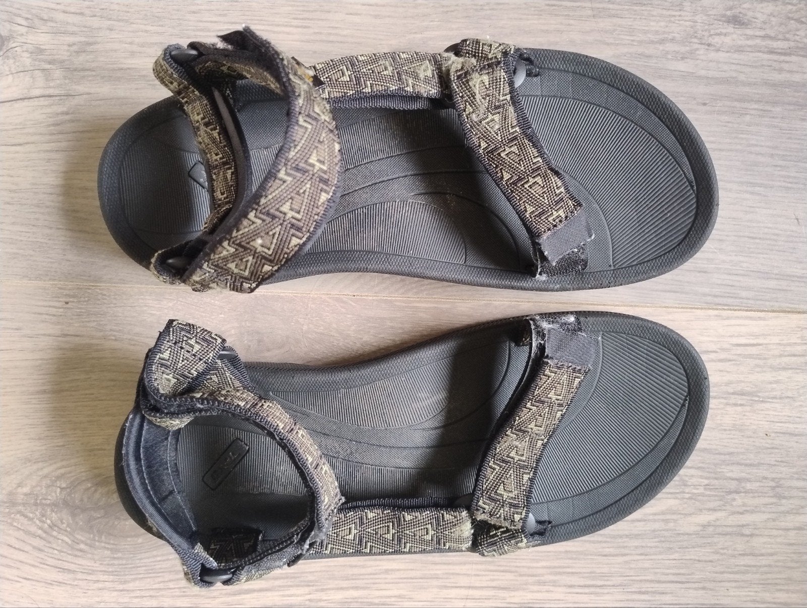 Teva sandalen maat 42 - nauwelijks gebruikt, Kleding | Heren, Schoenen, Ophalen of Verzenden, Zo goed als nieuw, Sandalen