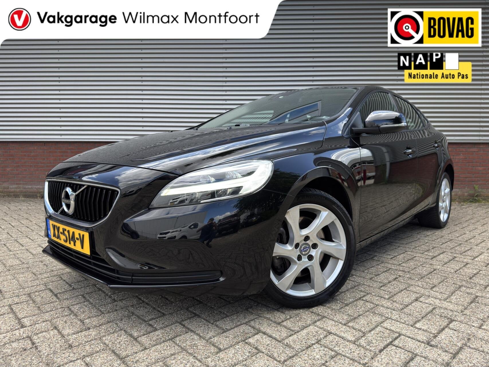 Volvo V40 1.5 T2 Polar+|LED|Stoelverwarming|Trekhaak|Navi|Au, Stof, Euro 6, Origineel Nederlands, Bedrijf