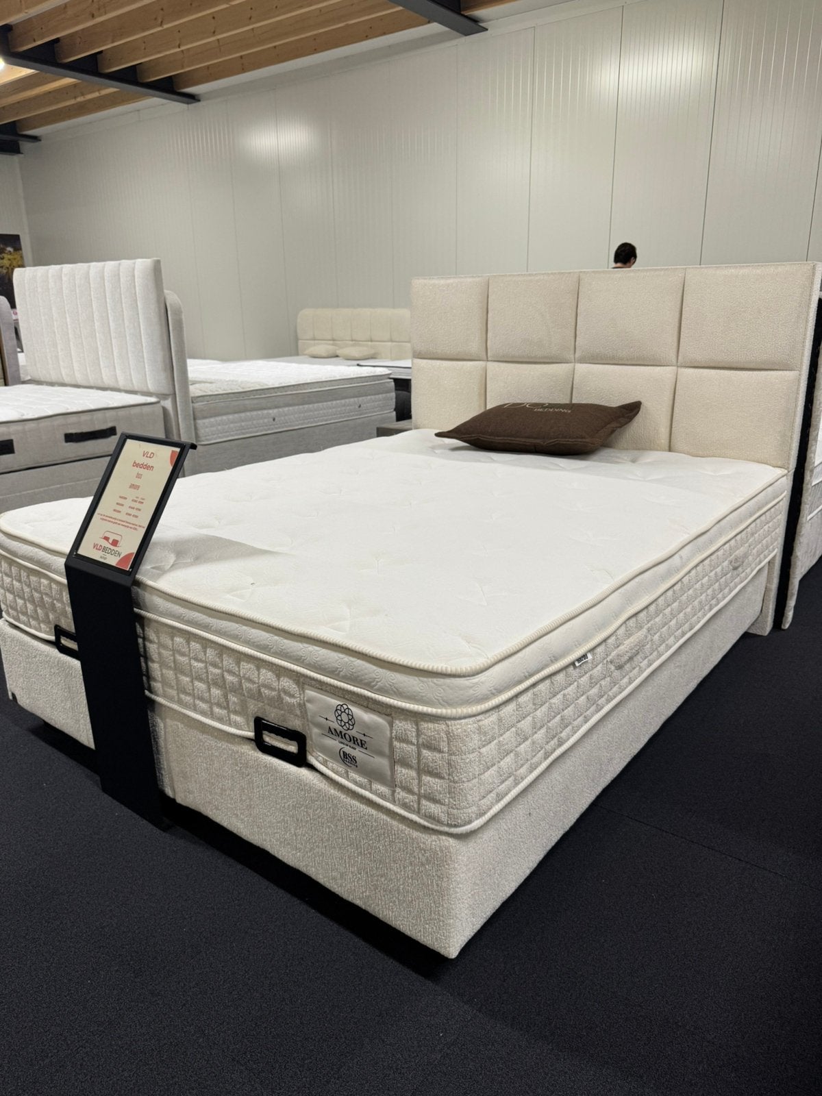 Twee persoons bed, Ophalen of Verzenden