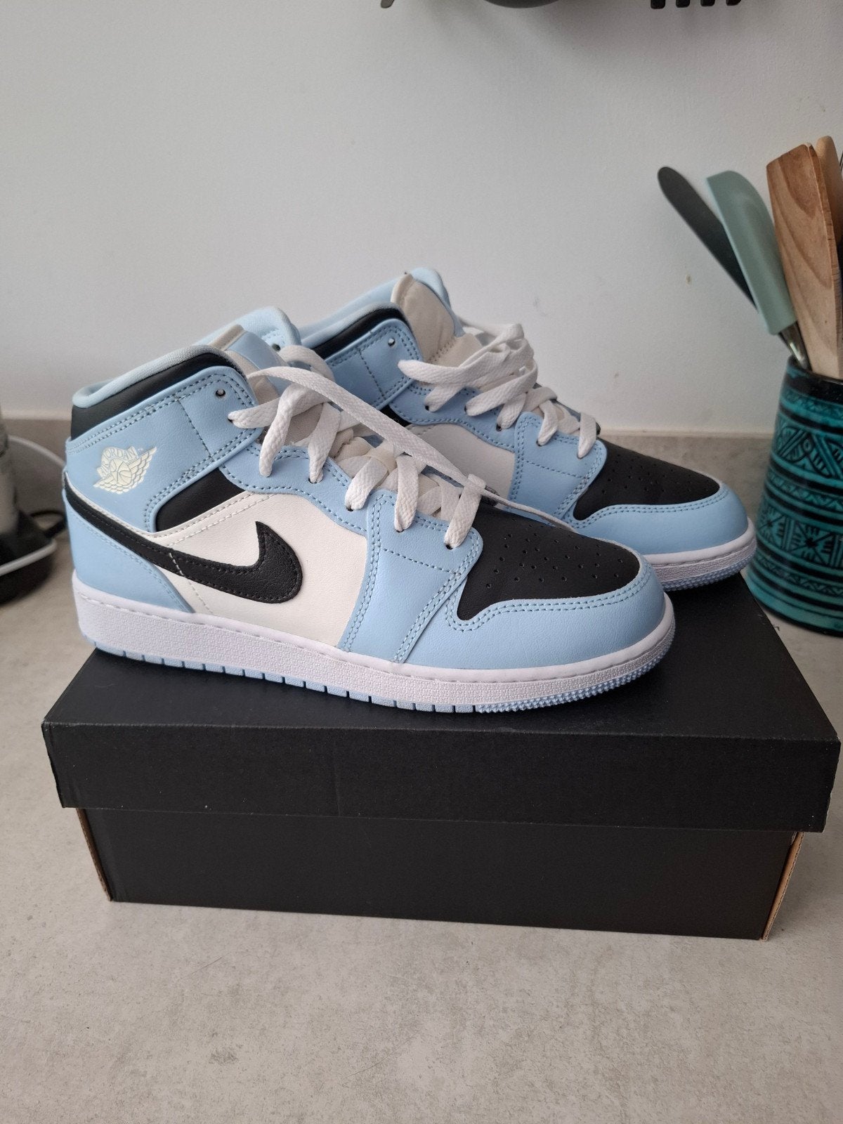 Nike Jordan 1 Mid maat 38,5, Blauw, Nike Jordan, Ophalen of Verzenden, Sneakers of Gympen