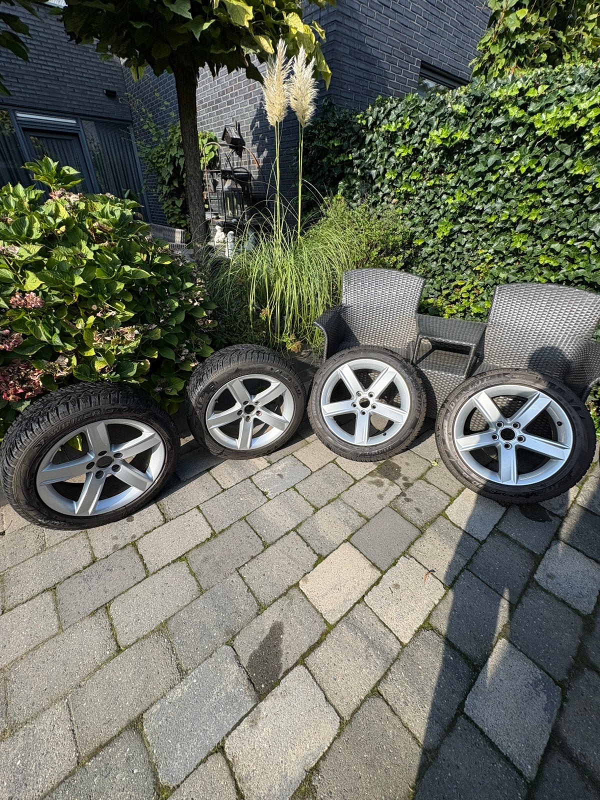 Originele audi winterbanden 225/50/16, Auto-onderdelen, Banden en Velgen, Ophalen, Gebruikt, Banden en Velgen, 17 inch