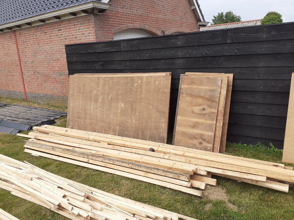Hout en plaatmateriaal na sloop garage, Ophalen, Gebruikt, Overige typen, Overige houtsoorten