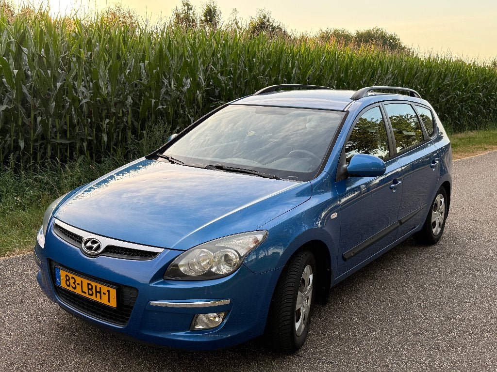 Hyundai i30 1.6 I Cvvt Crosswagon AUT 2010 Blauw, Stof, 4 cilinders, Blauw, I30
