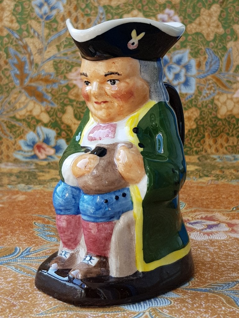 Mooie oude Staffordshire Toby jug uit Engeland 14,8 cm., Ophalen of Verzenden