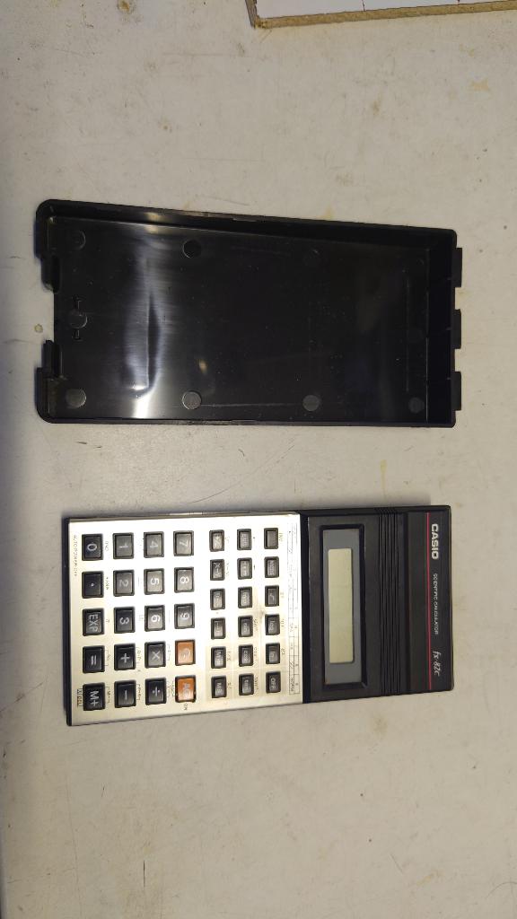 Casio FX82c rekenmachine voor onderdelen, Verzenden, Gebruikt