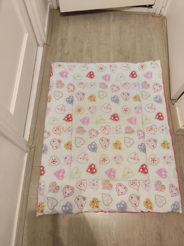 Boxkleed met hartjespatroon en roze achterkant, Ophalen of Verzenden, Gebruikt