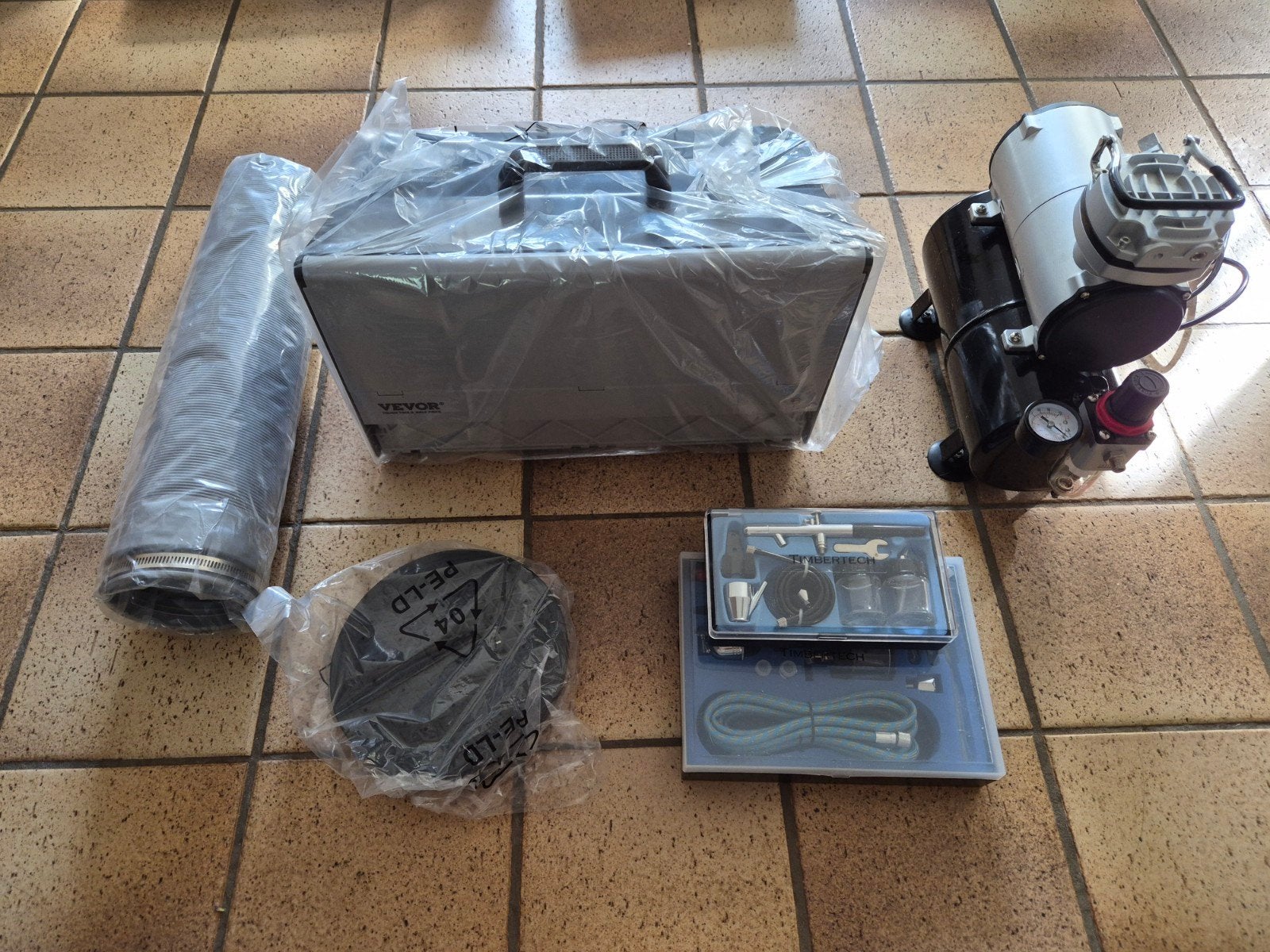 Vevor/Timbertech Airbrush set met compressor - Nieuw!, Ophalen, Nieuw, Airbrush en Toebehoren