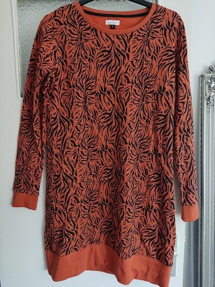 True Spirit okerbruine dames trui met zwarte patronen motief, Overige kleuren, Maat 42/44 (L), Ophalen of Verzenden, True Spirit