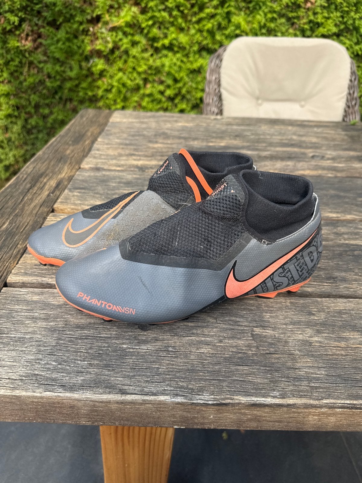 Nike Voetbalschoenen met sokje - Maat 44,5, Maat XS of kleiner, Ophalen of Verzenden, Gebruikt, Schoenen